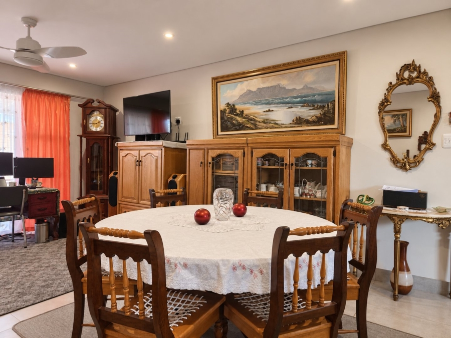3 Bedroom Property for Sale in Dormehls Drift Western Cape